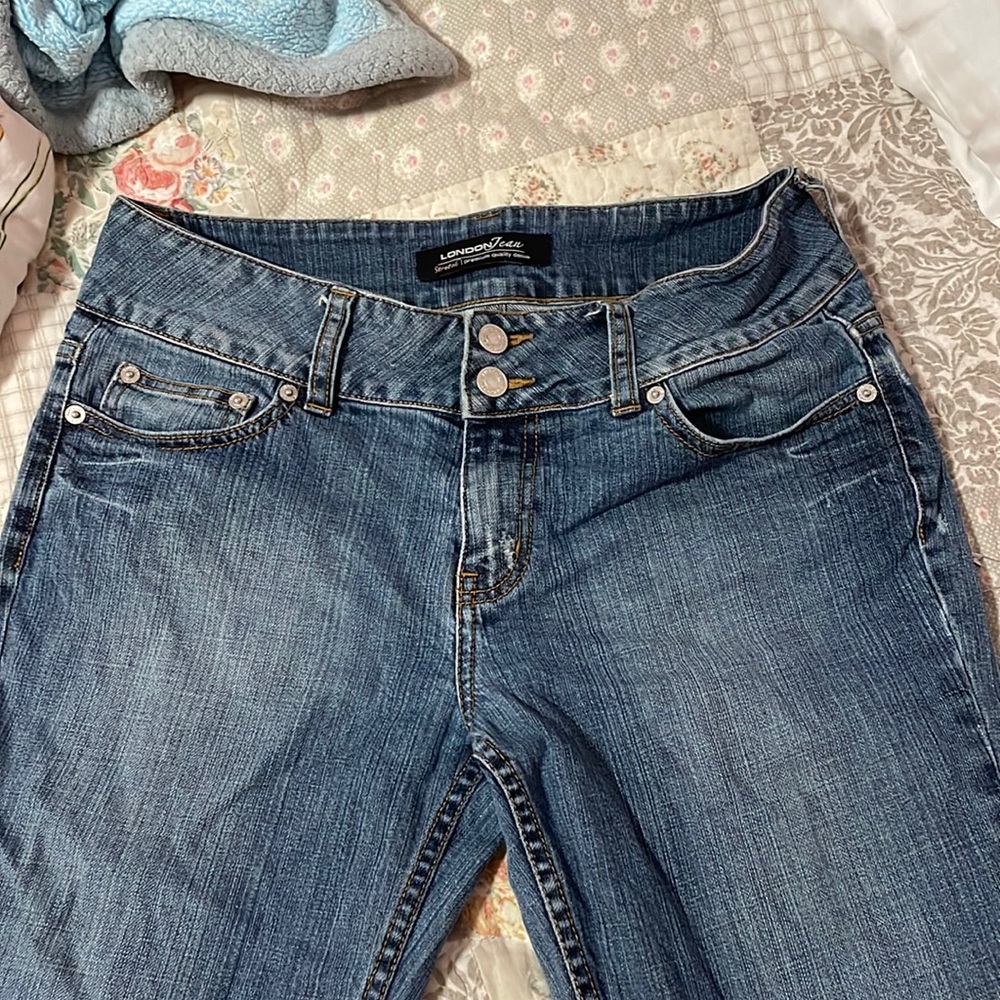 Low / medium rise London Jean flare bootcut jeans